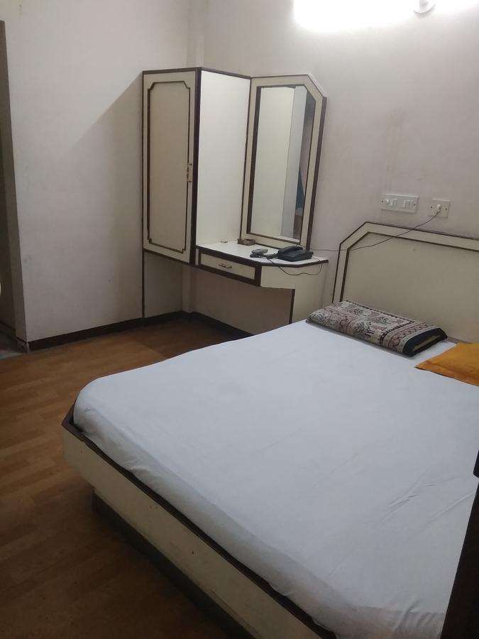 Oyo Flagship 40509 Hotel Mps Residential Tower Tiruppur Ngoại thất bức ảnh