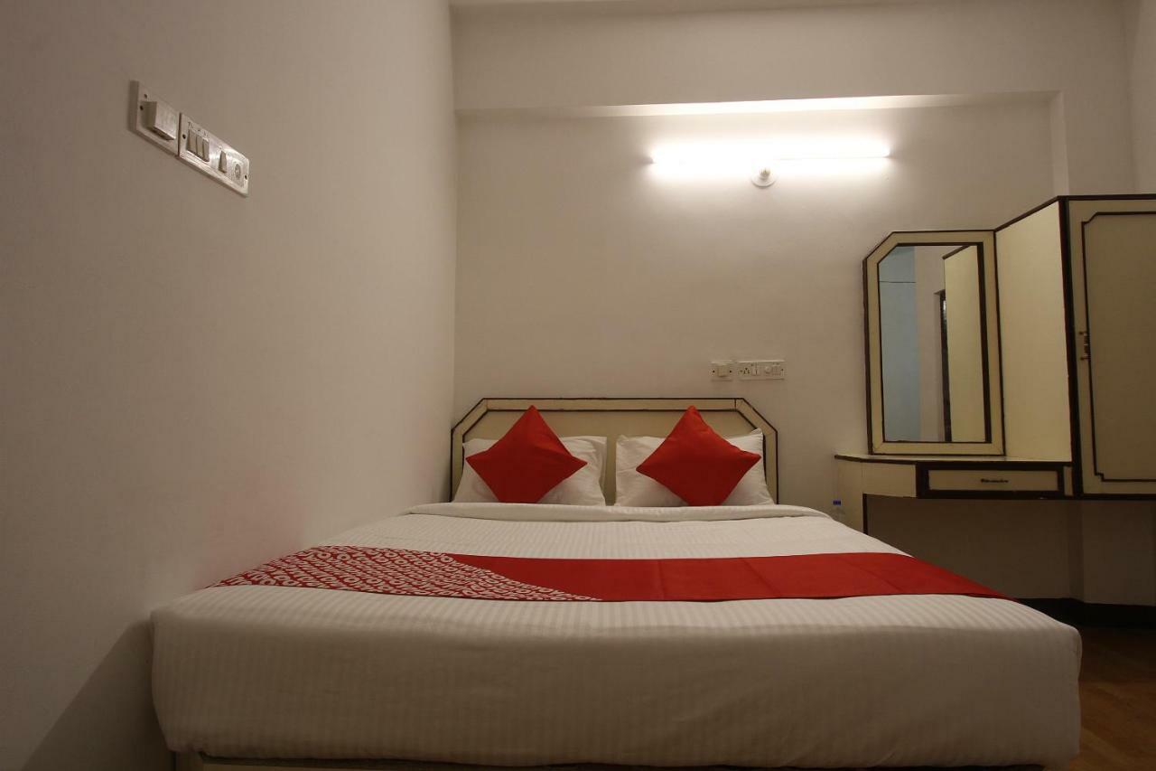 Oyo Flagship 40509 Hotel Mps Residential Tower Tiruppur Ngoại thất bức ảnh